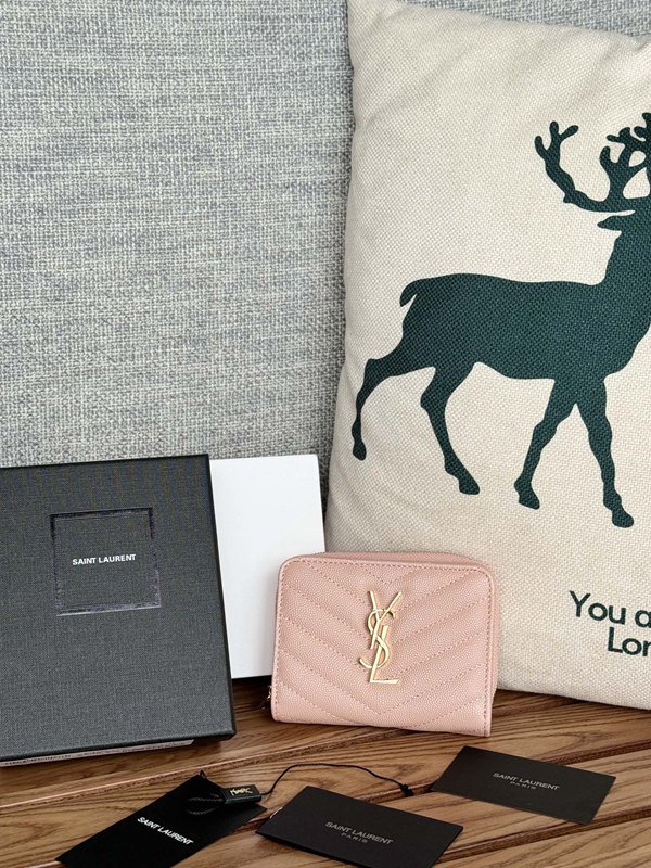 イヴサンローラン財布正面デザイン